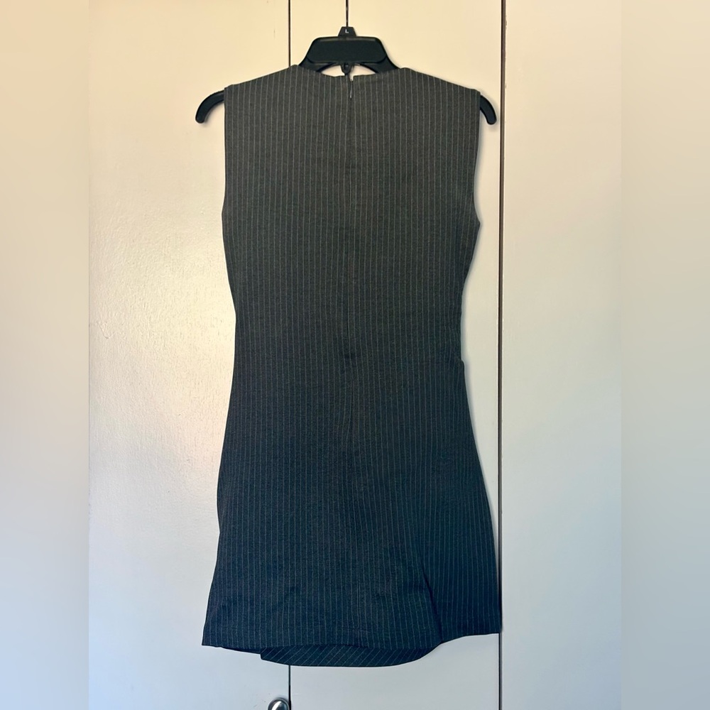 2 Petite LOFT Versa Ruched Ponte Mini Dress in Pinstripe - Picture 4 of 4